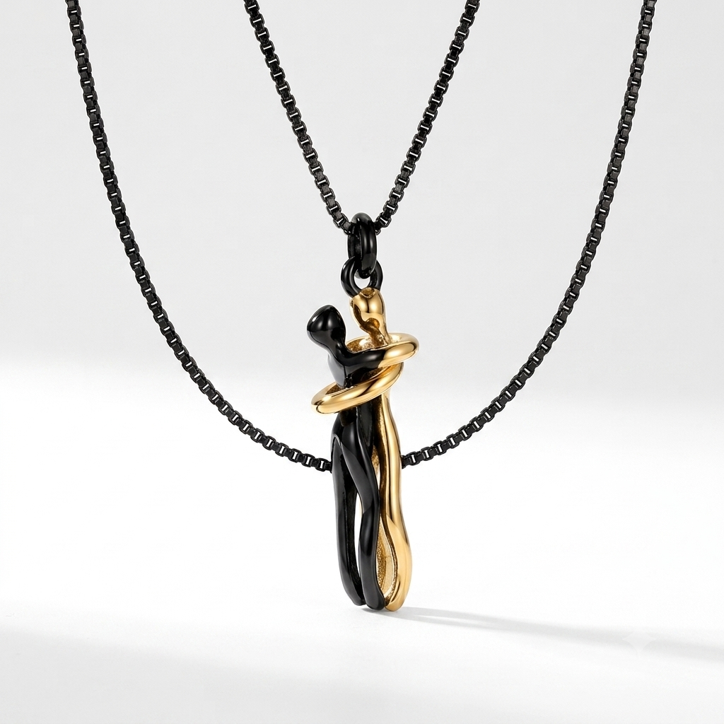 Couple Hug Necklace Romantic Men And Women