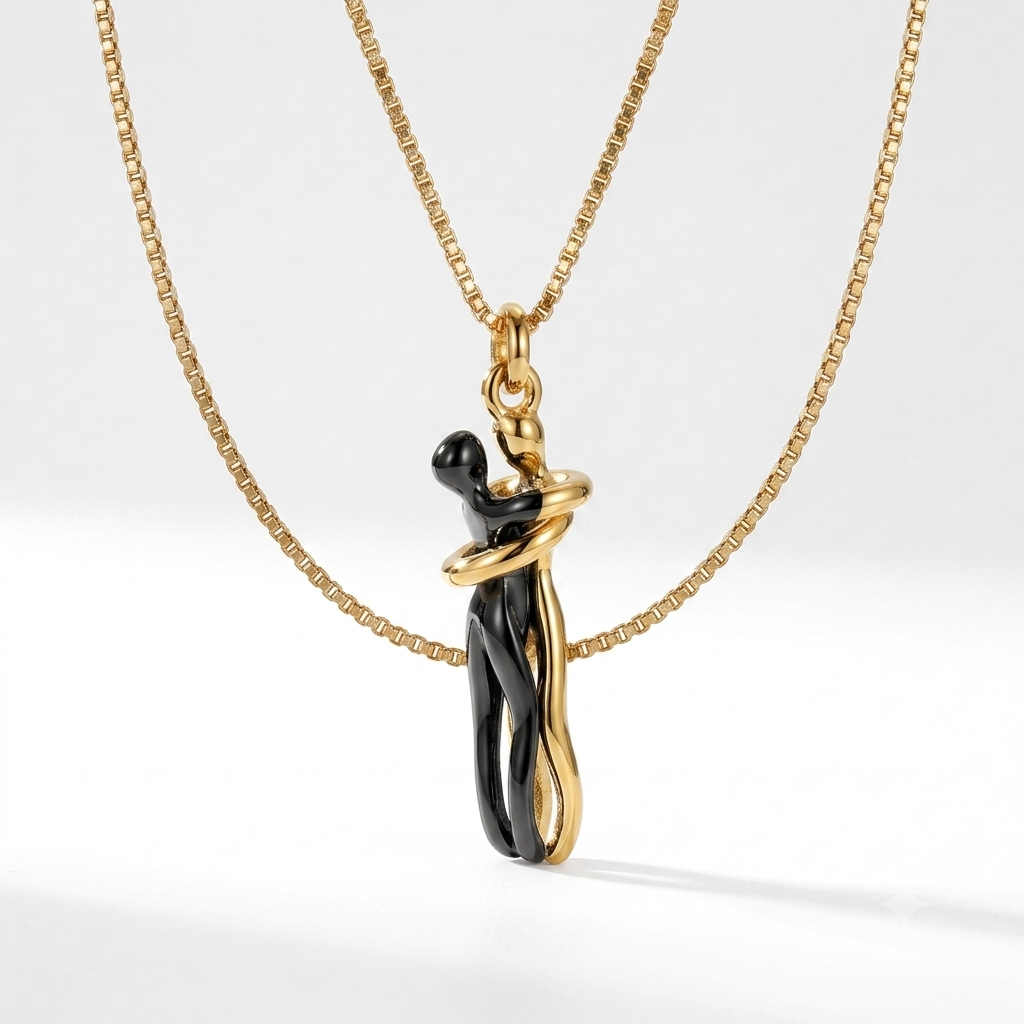 Couple Hug Necklace Romantic Men And Women